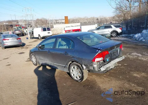 2011 Honda Civic Lx z USA, uszkodzony, nr VIN 19XFA1F51BE048858
